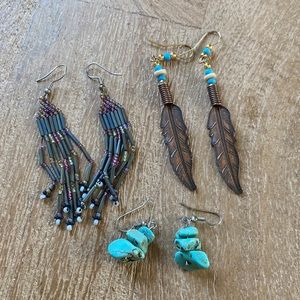 Lot of three fashion earrings